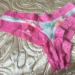 Victoria’s Secret lace trim, cheeky palm tree panties